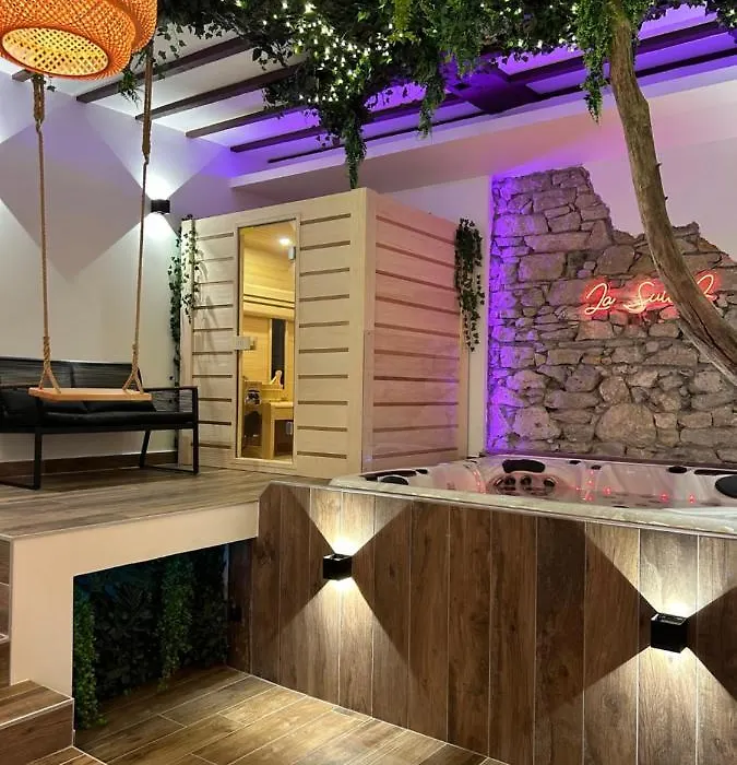 Grenoble La Suite 2 Spa Jaccuzzi Et Sauna Privatif-1