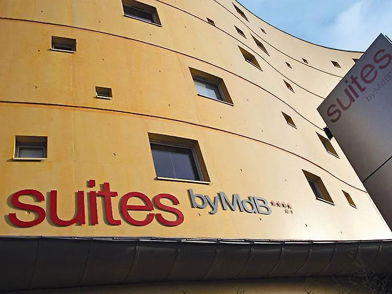 Standing Hotel Suites Roissy-en-France-1