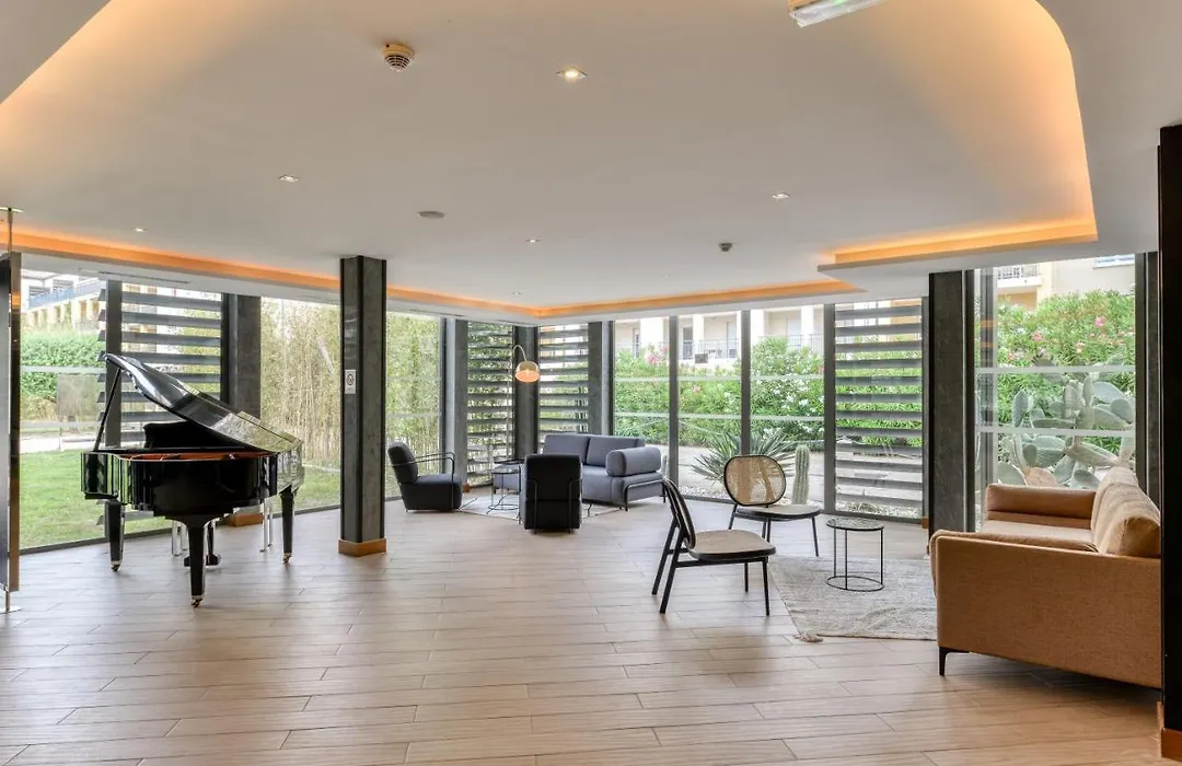 Zenitude Hôtel-Résidences Juvignac - La Valadière-1