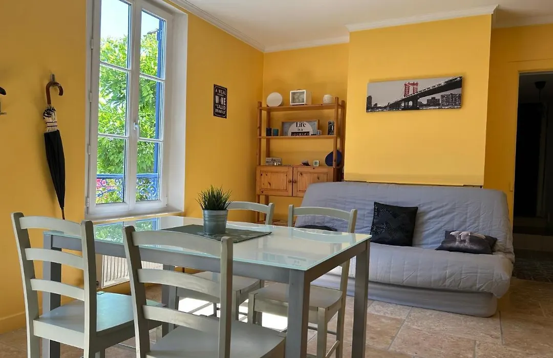 L'Annexe de Troyes-1