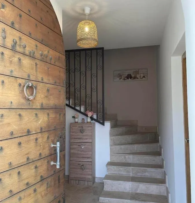 Casa Di Mela-1