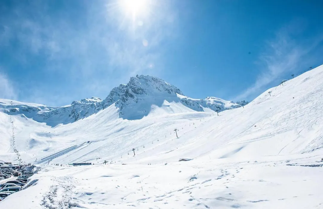 Agqlr Tignes-1