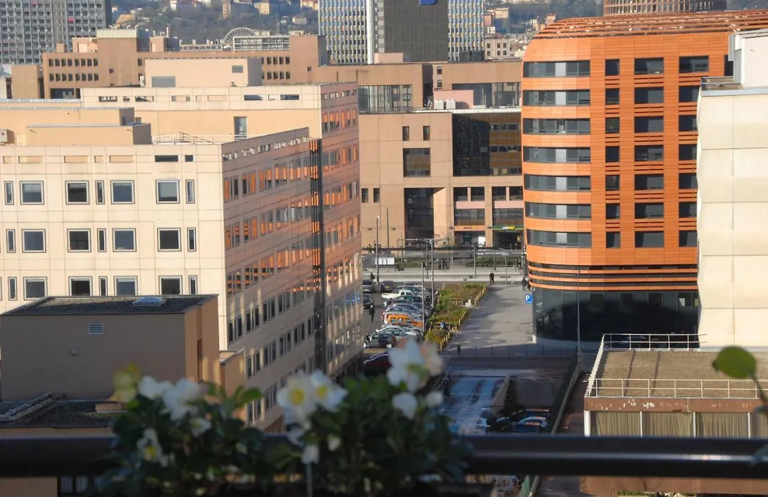 Jolie chambre à louer - Vue Imprenable-1