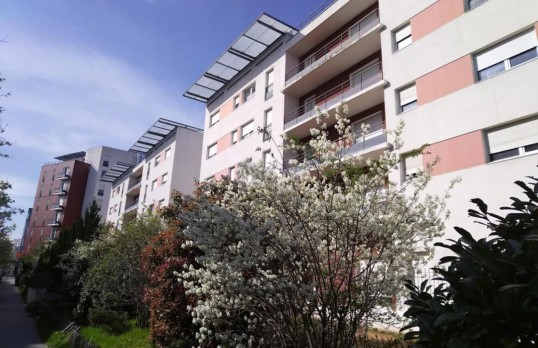 Apparthotel Privilodges Lyon Lumiere-1