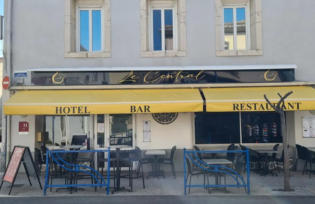 Hotel Le Central-1