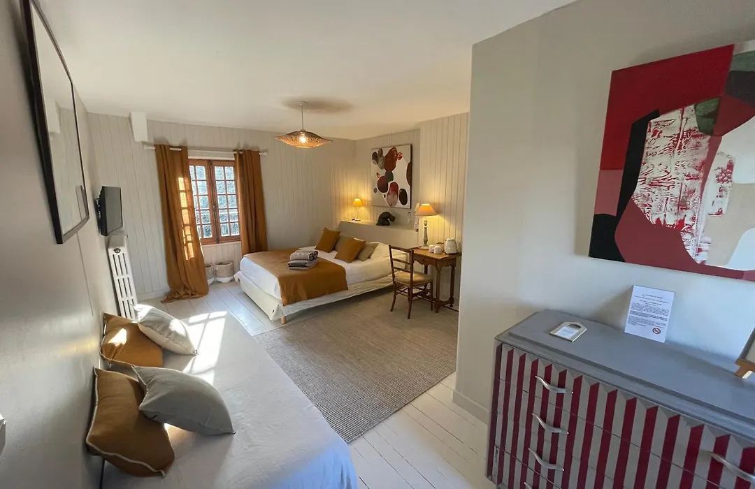 La Haute Flourie - Bed And Breakfast -Chambres D'Hotes-1
