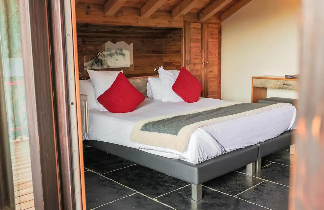 Hôtel Alpina-1