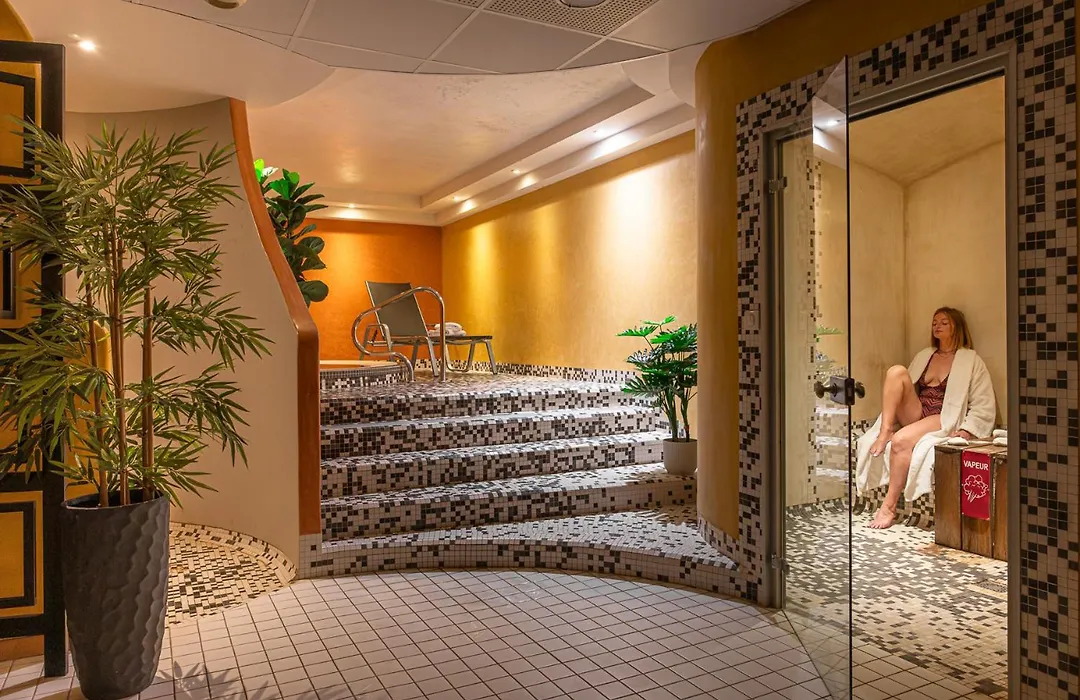 Le Mauritia Hotel et Spa-1