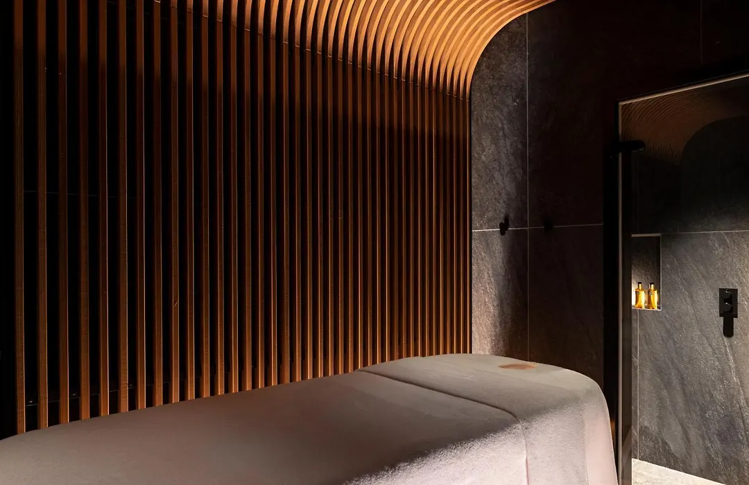 M Lodge & Spa-1