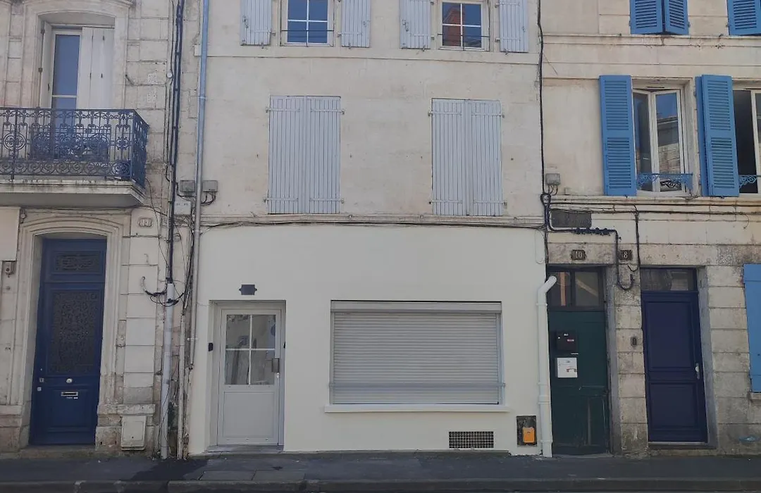 L'escale Niortaise - Centre-ville - 10mn Gare - WIFI - Netflix-1