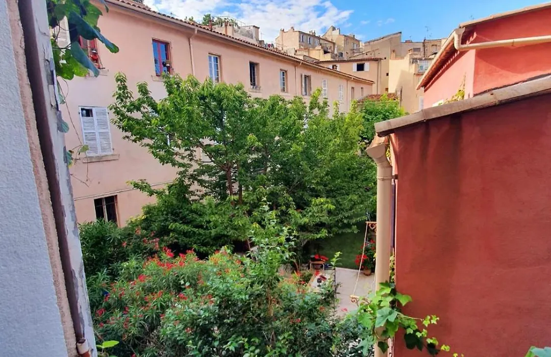 Vieux Port Panier Jardin-1