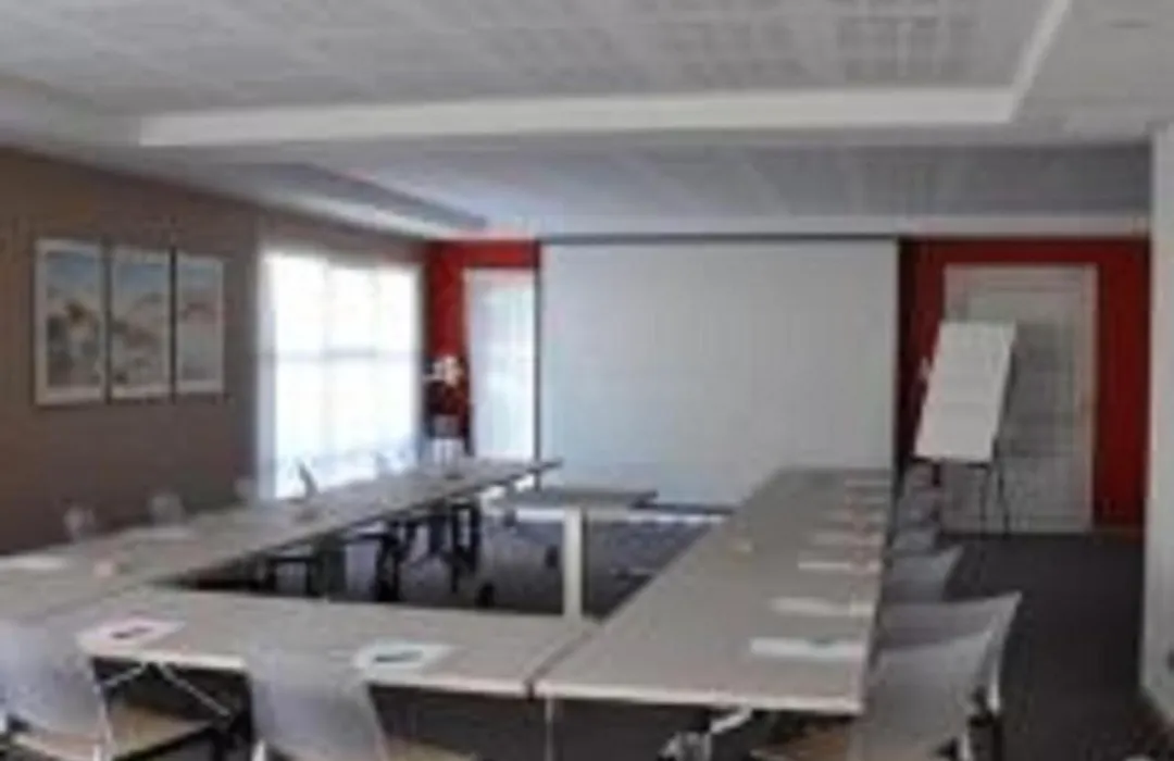 Fasthotel Toulouse Blagnac Aeroport-1