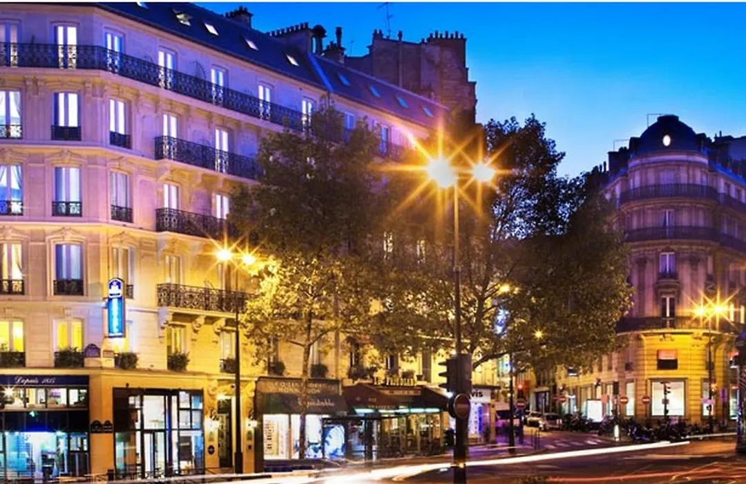 Hotel Plaza Elysées-1
