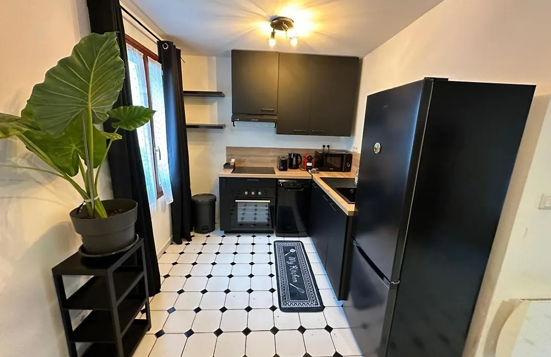 Agréable appartement dans une maison-1