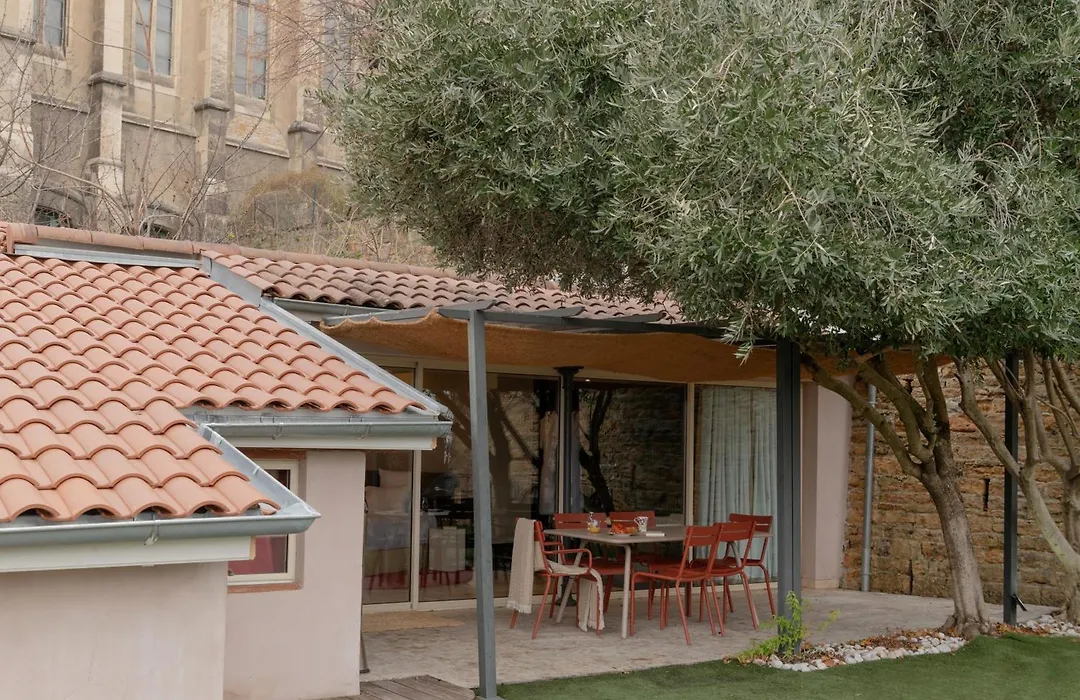 Mihotel Le Gourguillon-1