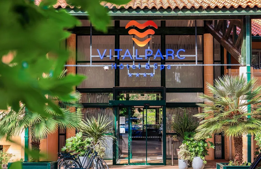 Hôtel Vitalparc-1