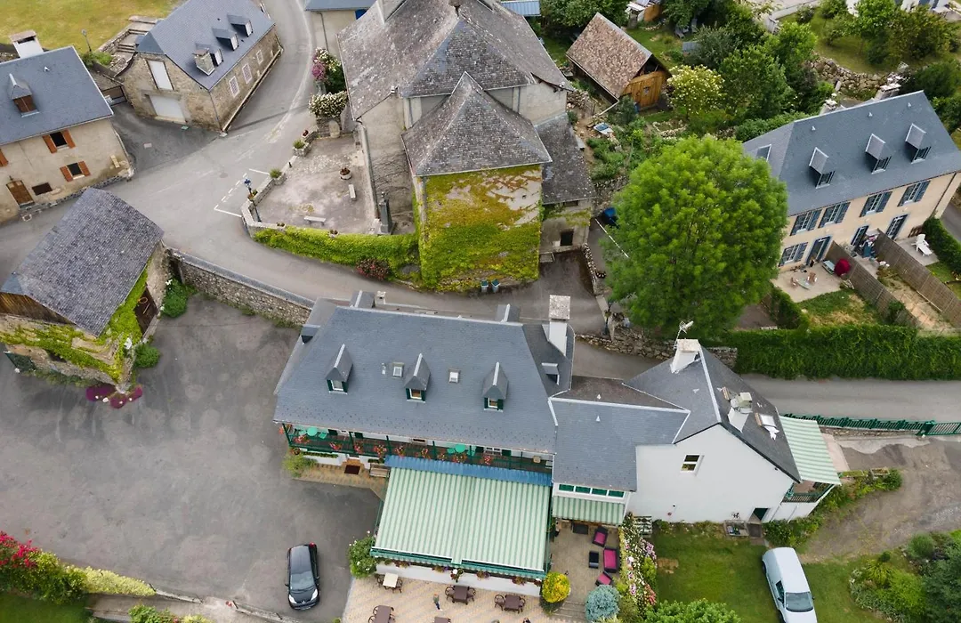 Auberge Le Cabaliros-1