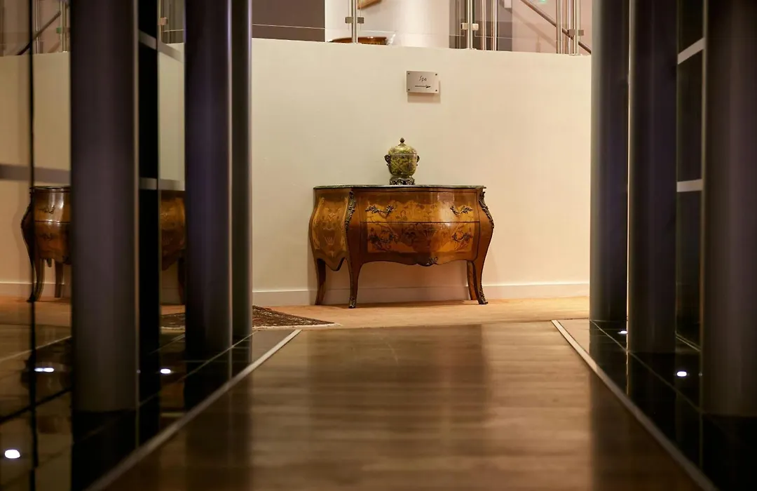 L'Hermitage Gantois, Autograph Collection-1