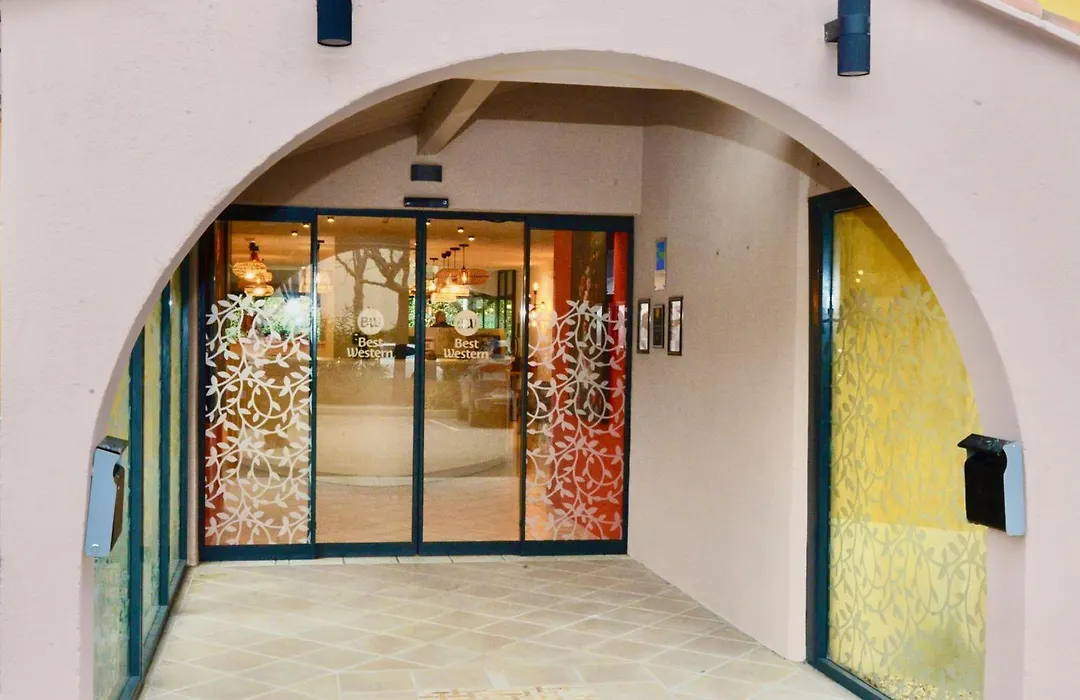 Sure Hotel By Best Western Gemenos En Provence-1