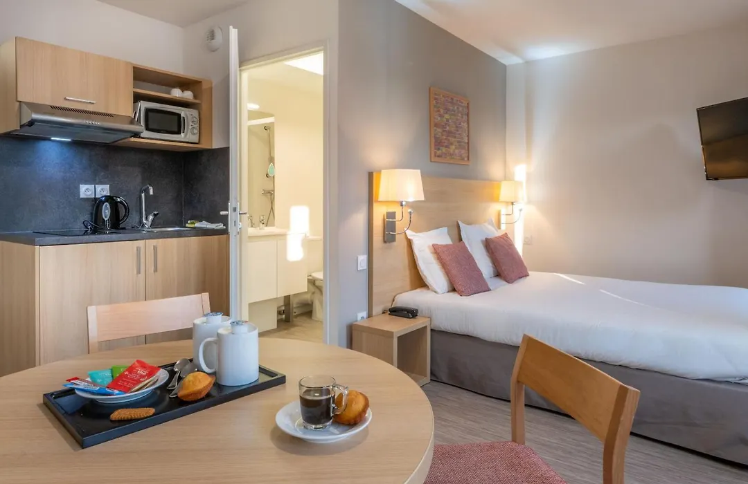Appart'Hotel Odalys City - Nantes Cite Des Congres-1