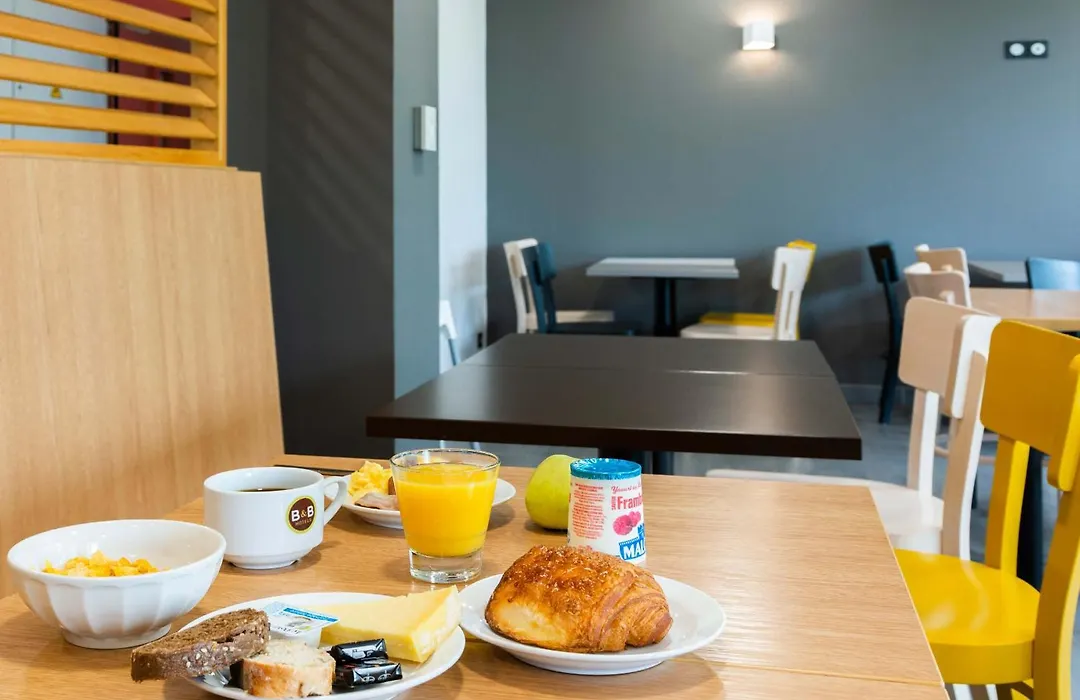 B&B Hotel Nantes Savenay-1