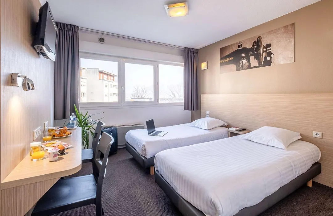 Comfort Aparthotel Les Hauts D'Annecy-1