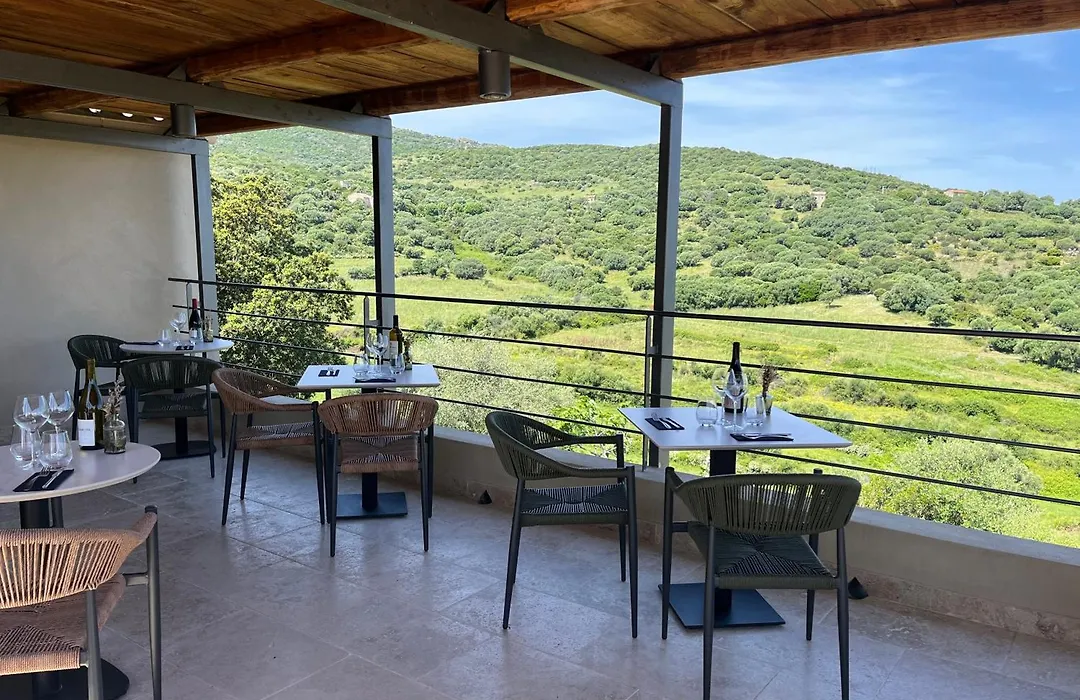 Hôtel - Restaurant U Santu Petru-1