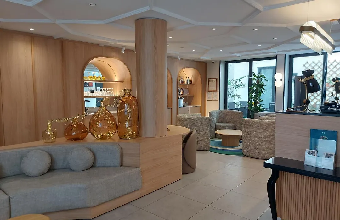 Mercure Paris Arc De Triomphe Wagram-1