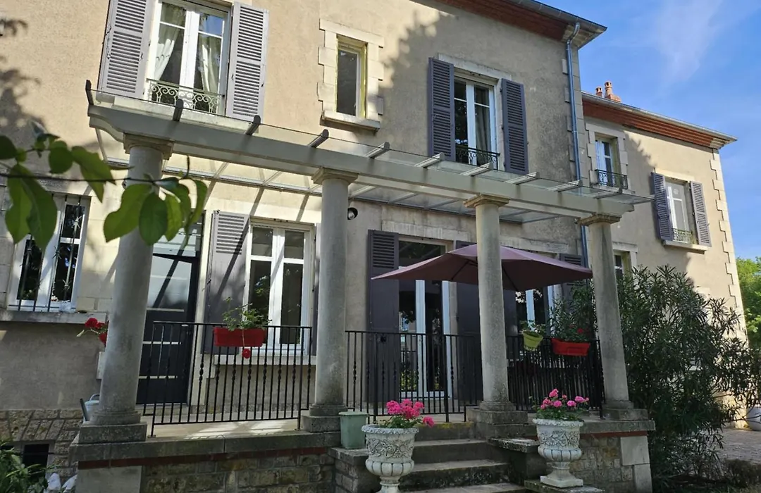 Chambres d'Hôtes Côté Parc-Côté Jardin-1