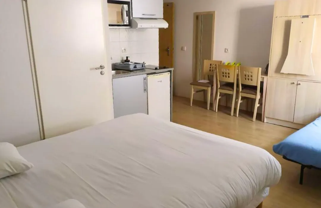 Lagrange Apart'Hotel L'Escale Marine-1