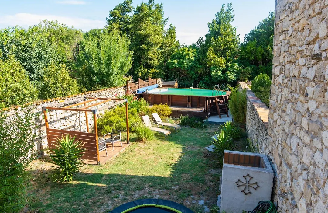 La Barbacane-1