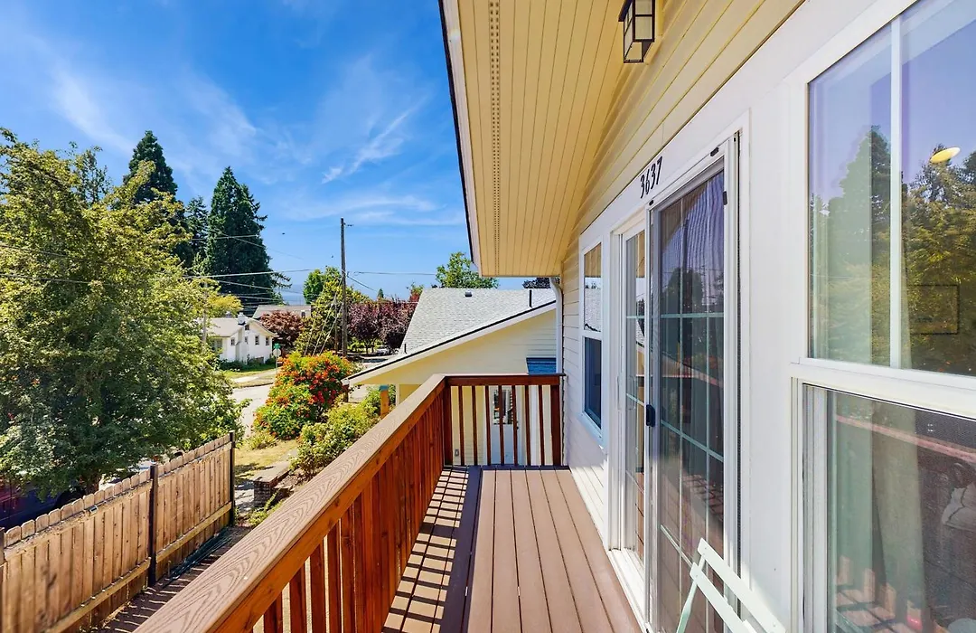 New Portland Neighborhood Studio-1