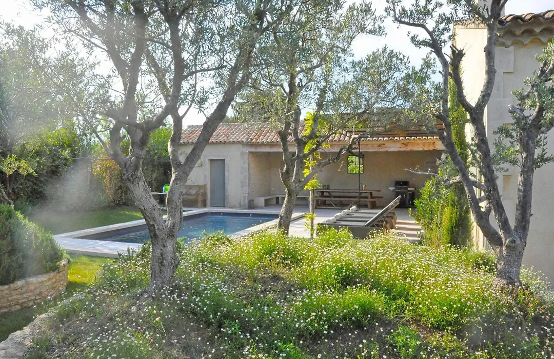 Mas In Eygalieres With Heated Pool-1