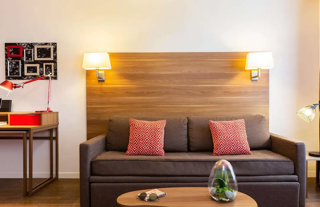 Aparthotel Adagio La Defense Courbevoie-1
