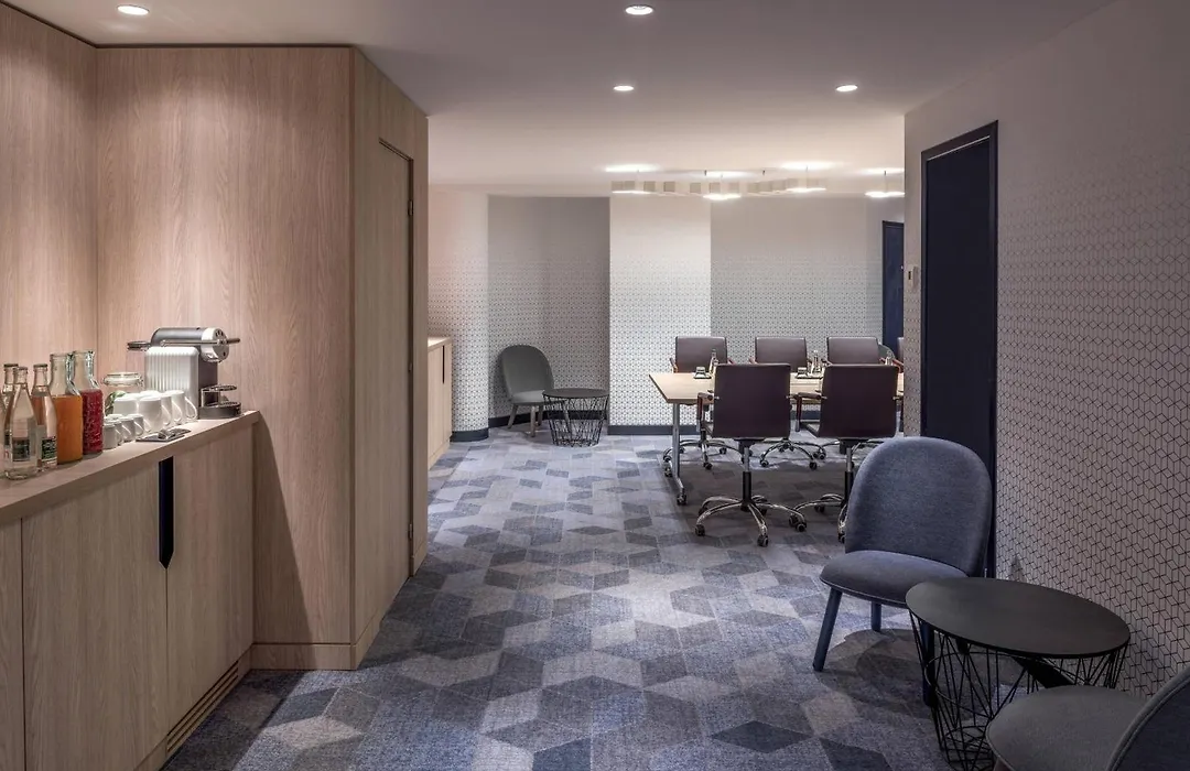 The Jangle Hotel - Paris - Charles De Gaulle - Airport-1