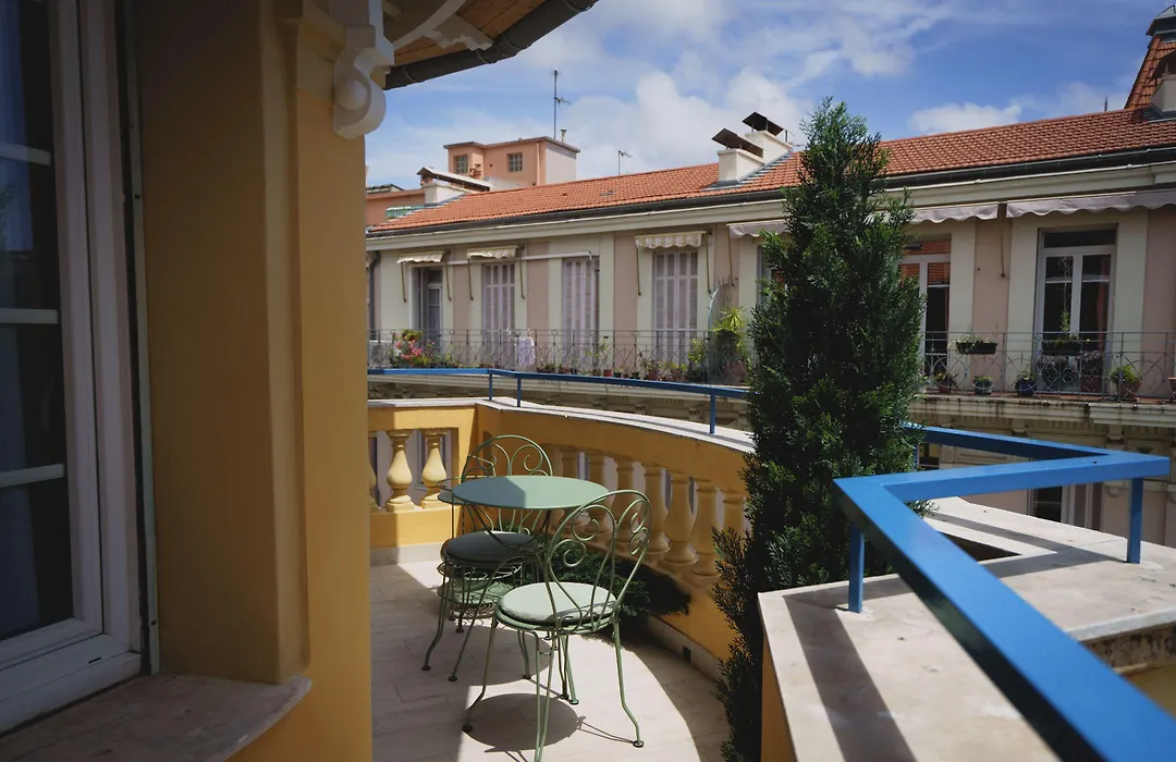 Hotel Gounod Fully Renovated-1