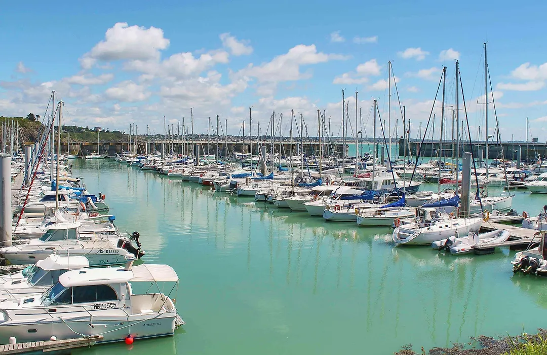 ibis Granville Port De Plaisance-1