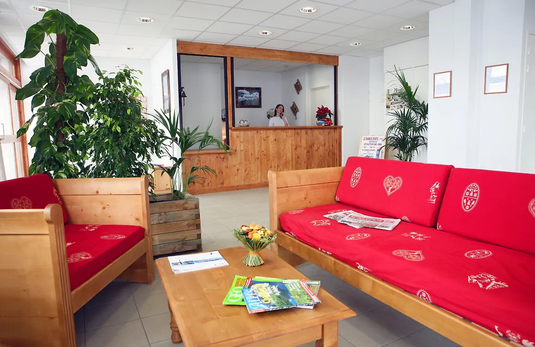 Résidence Néméa Les Chalets Des Cîmes-1