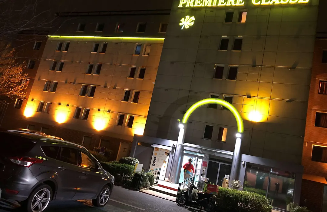 Premiere Classe Paris Ouest - Nanterre - La Defense-1