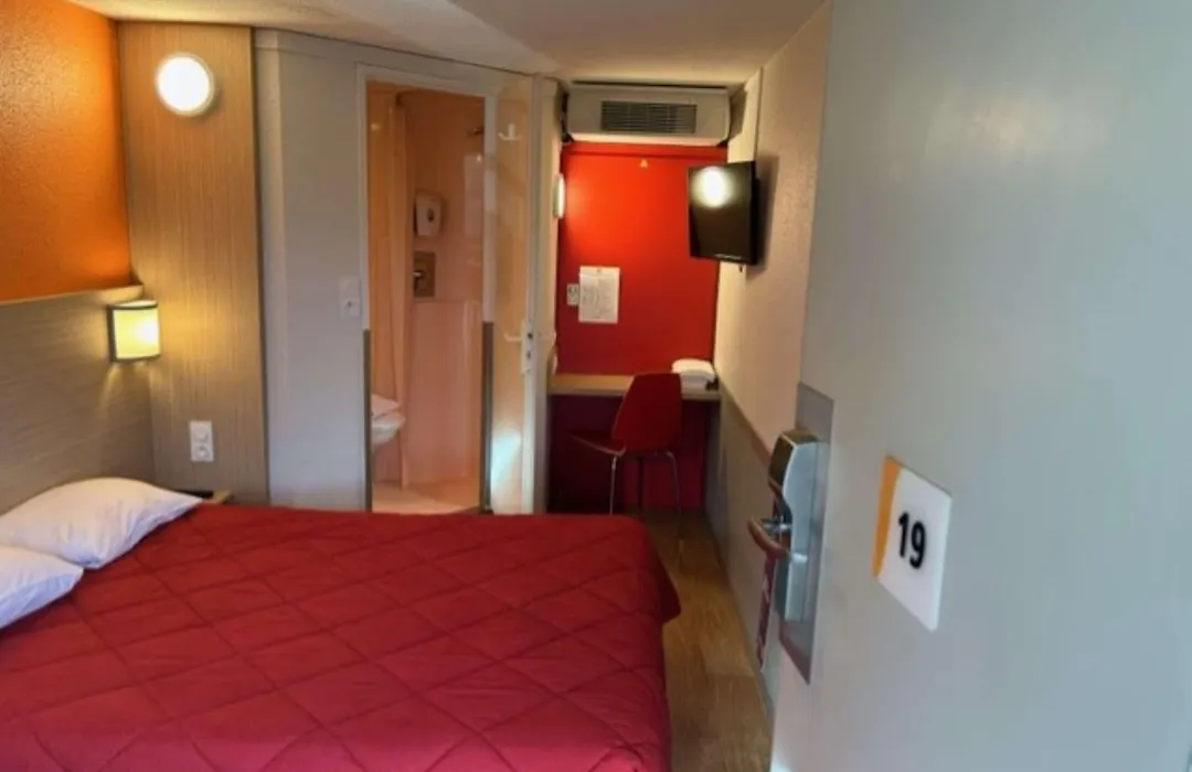 Premiere Classe Blois Nord-1