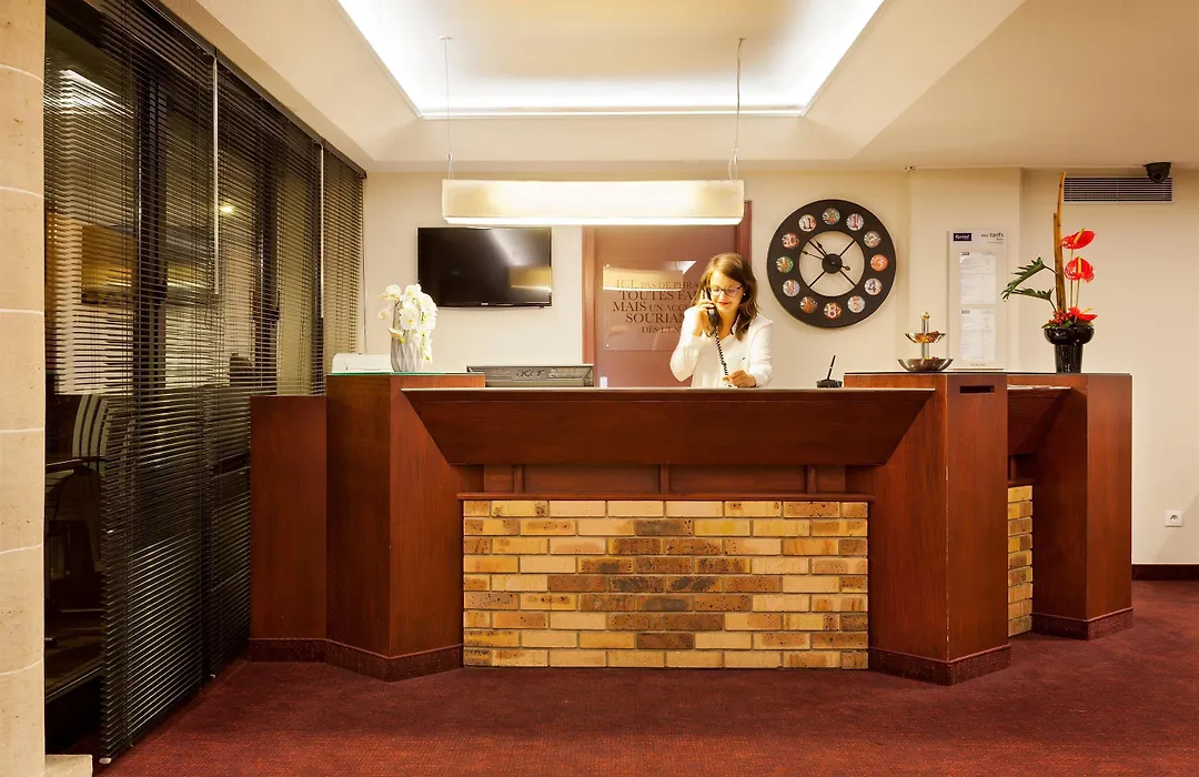 Kyriad Hotel Strasbourg Lingolsheim-1
