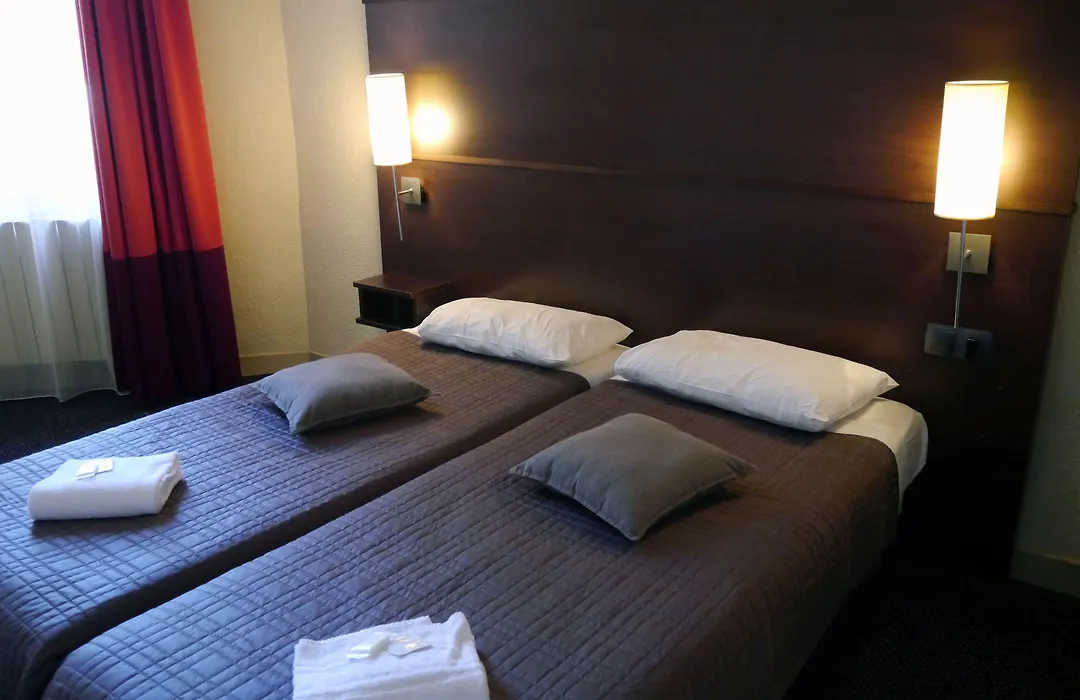 Hotel Des Ambassadeurs-1