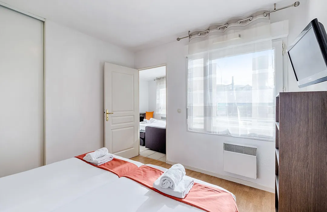 Appart’City Thonon les Bains-1