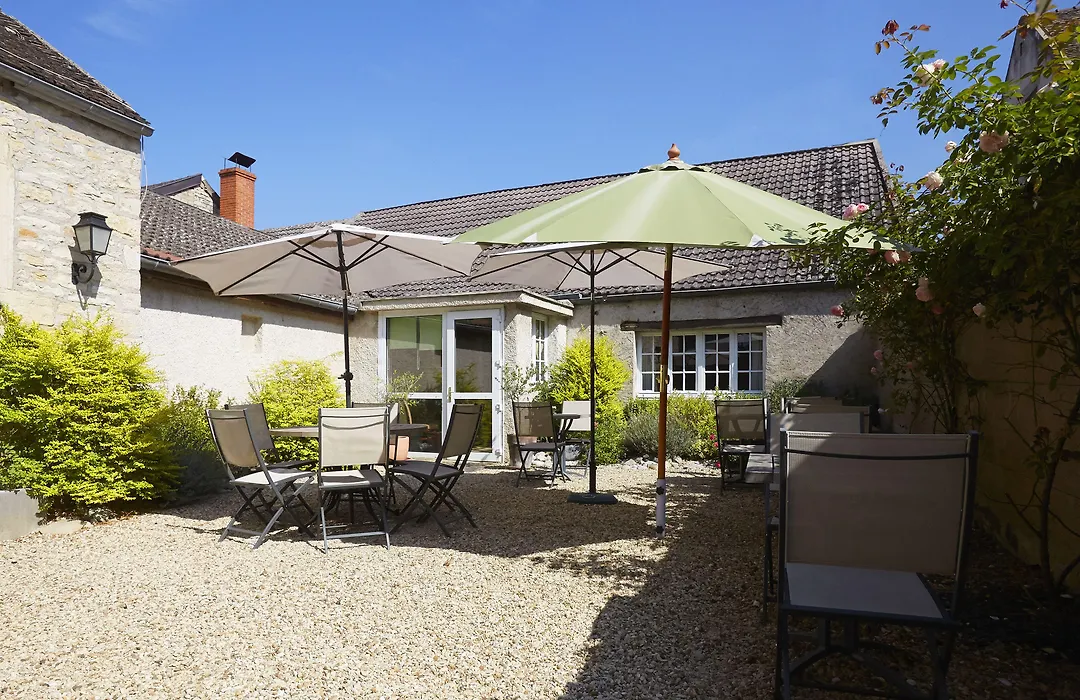 Alfred Hotels Beaune La Madeleine-1