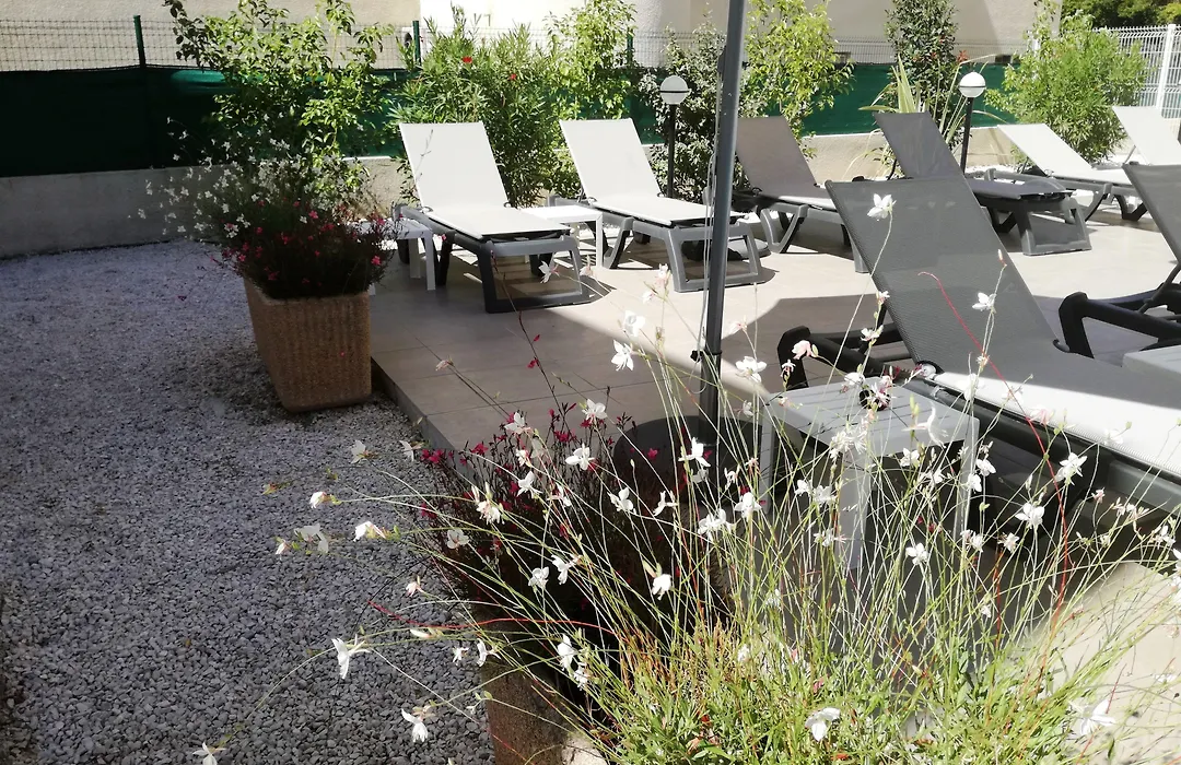 Ibis Budget Hyères-1