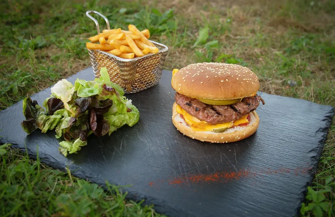 Hotel Inn Design & Restaurant Bourges-1