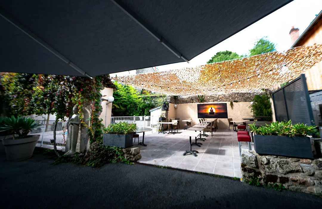 Brit Hotel Confort Auclair-1