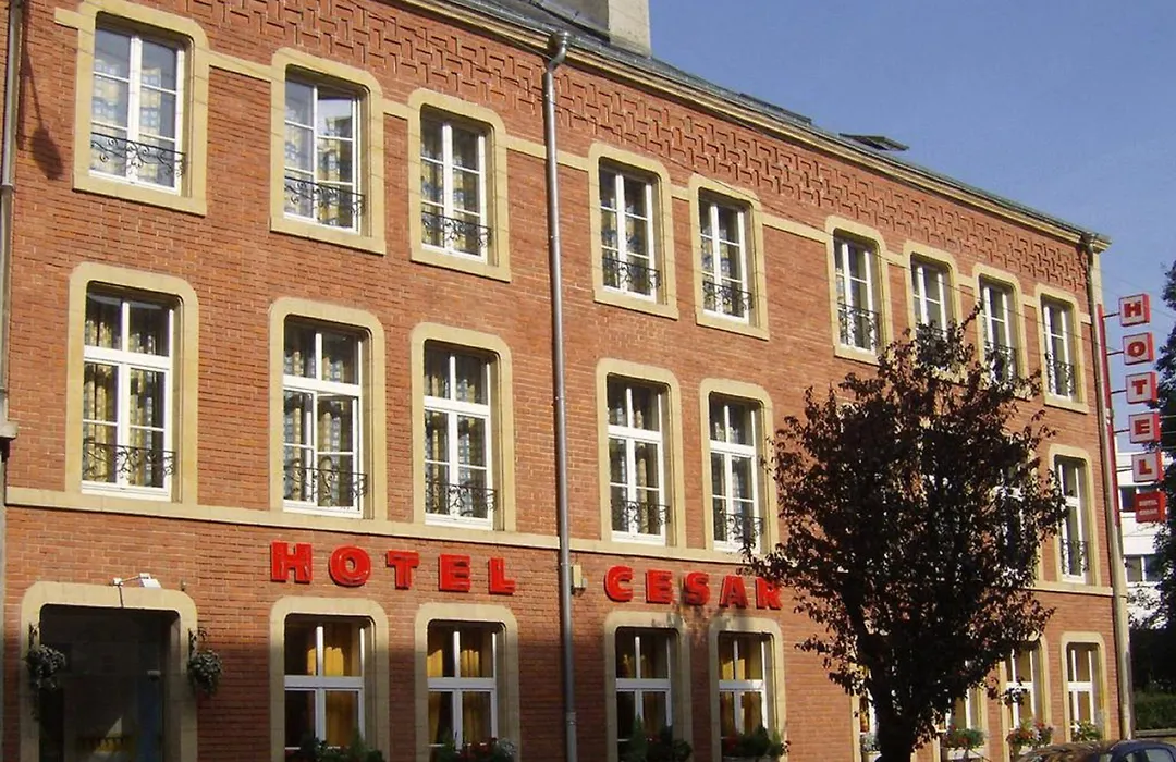 Hotel César climatisation dans la majorité des chambres Centre-ville Gare Charleville-Mézières-1