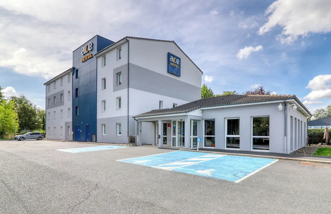 Ace Hotel Riom-1