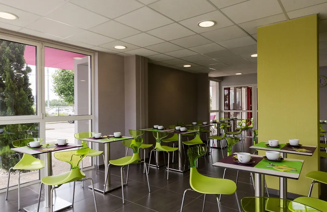 The Originals City, Hôtel des Lys, Dreux (Inter-Hotel)-1